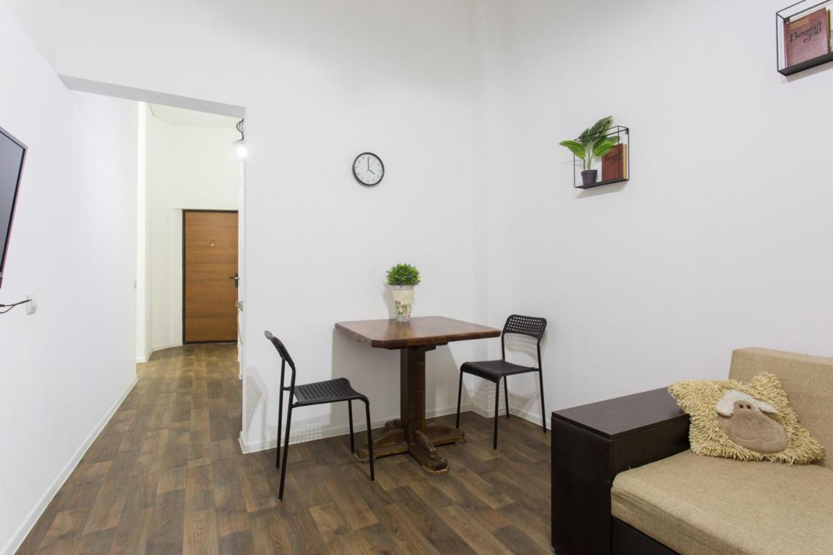 Апартаменти На Сковороди,3Б Kharkov Luaran gambar