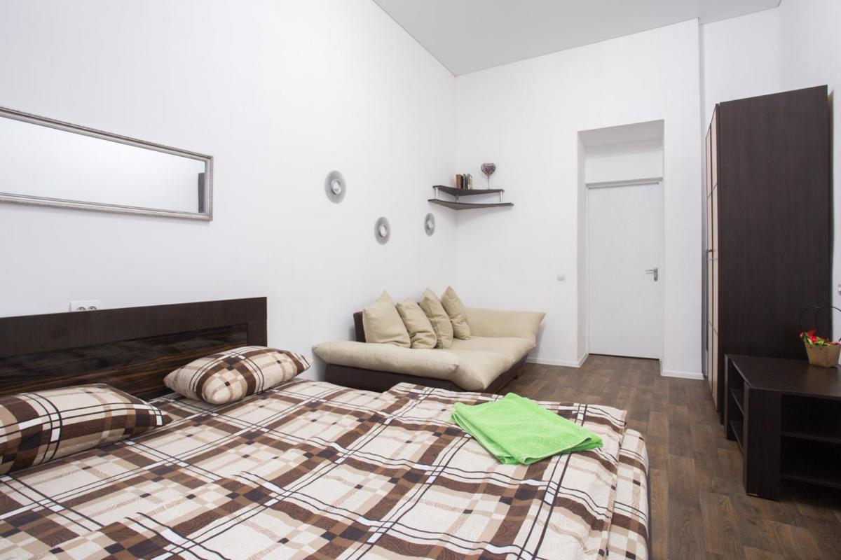 Апартаменти На Сковороди,3Б Kharkov Luaran gambar