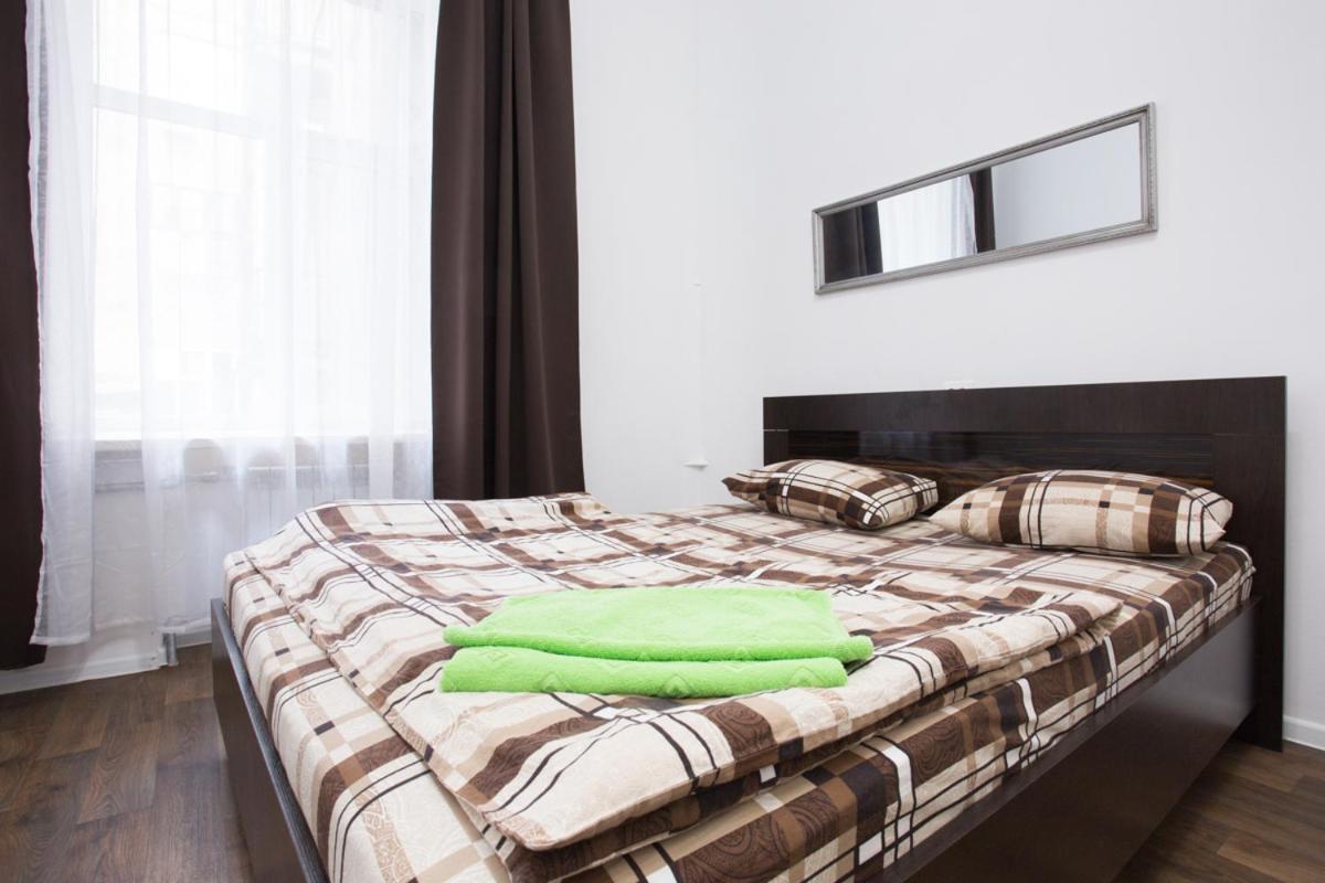 Апартаменти На Сковороди,3Б Kharkov Luaran gambar