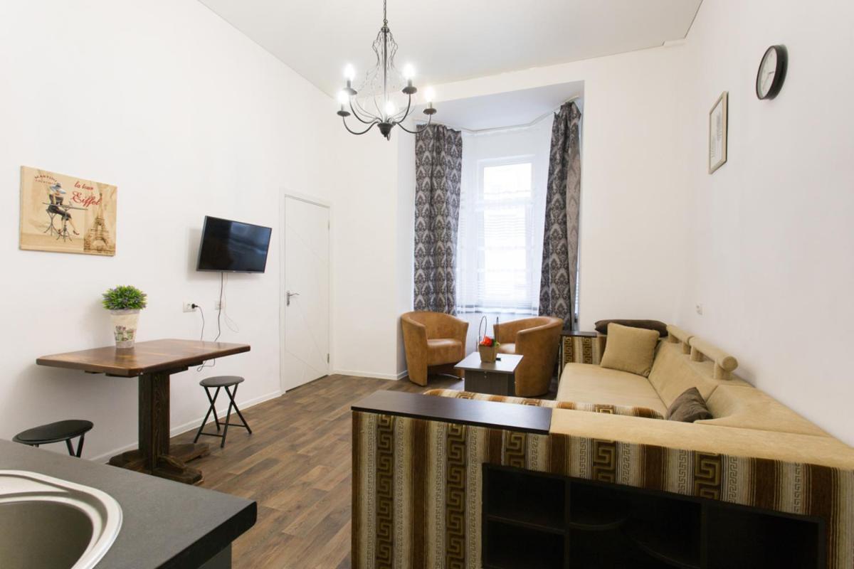 Апартаменти На Сковороди,3Б Kharkov Luaran gambar